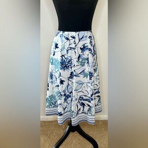 Preswick and Moore white and blue floral midi skirt fully lined zip side 10 EUC